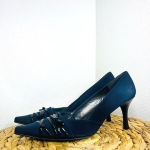 Stuart Weitzman Pointed Heels bow accent pumps point toe Navy Blue Black pump